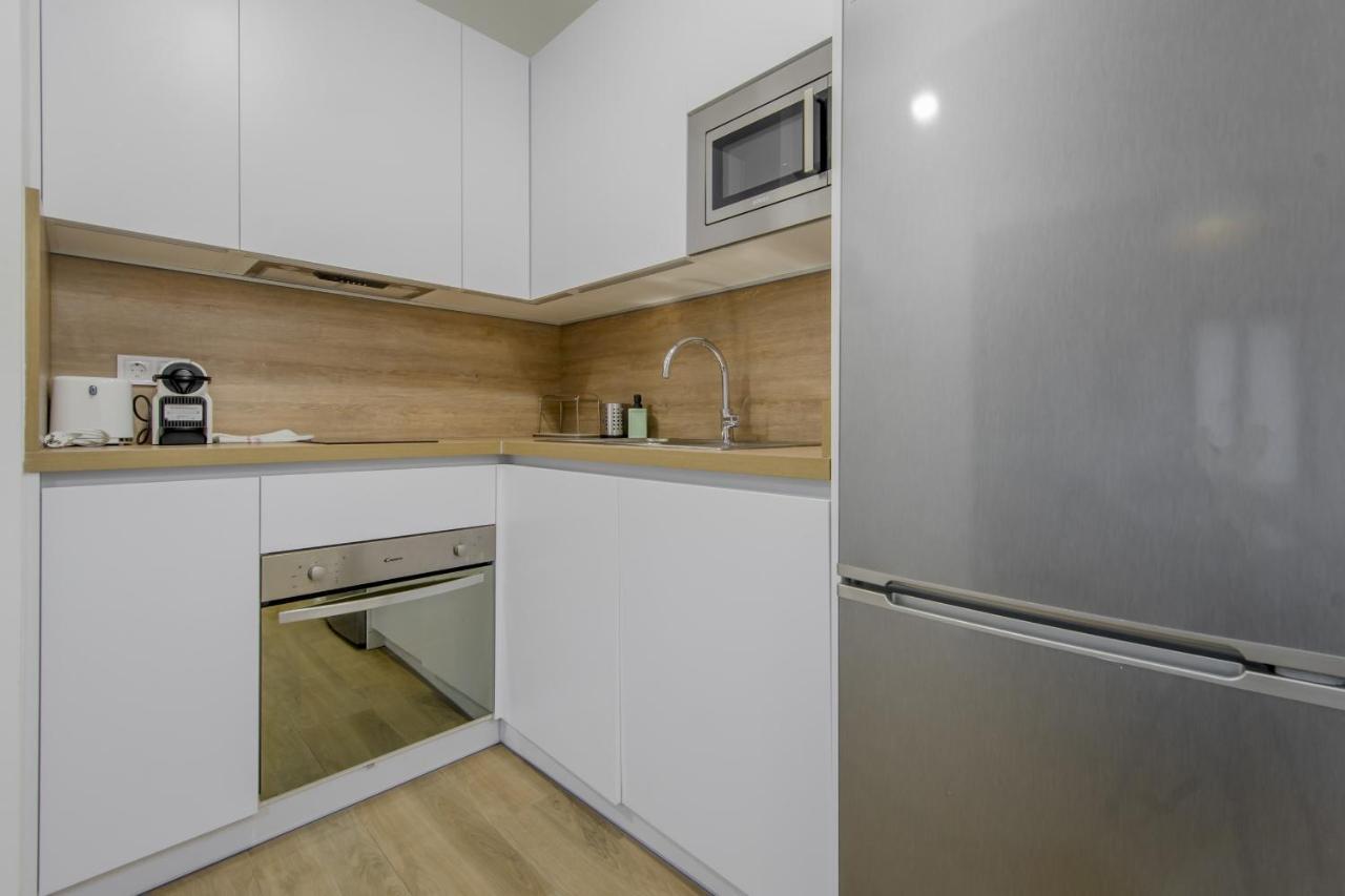 Nuevo Piso Para 7 En El Corazon Del Rastro/Madrid Buitenkant foto